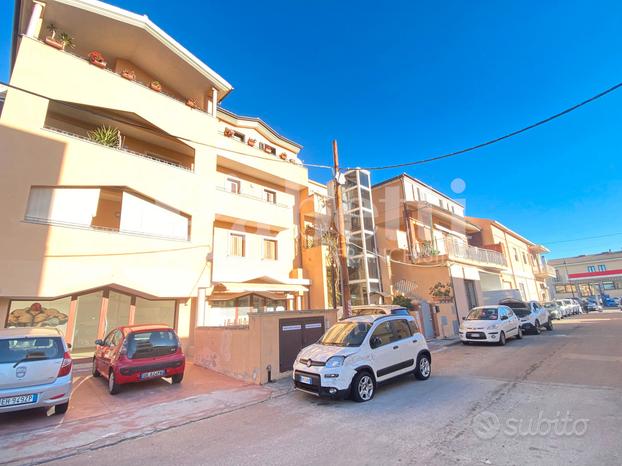 Negozio Olbia [Cod. rif 3195233ACG]