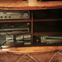 Mobile porta TV in legno massello