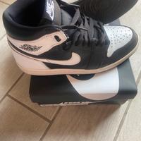 Scarpe Nike Air-Jordan taglia 41