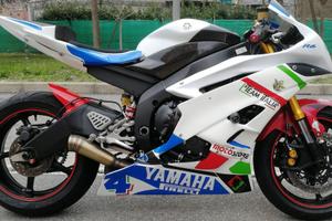 Yamaha r6