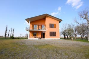 VILLA SINGOLA A ANZOLA DELL'EMILIA
