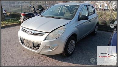 HYUNDAI i20 I per ricambi