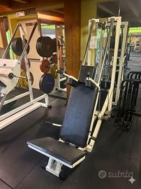 Tecnogym-  Hack Squat Isotonic (Serie Silver/Lux)