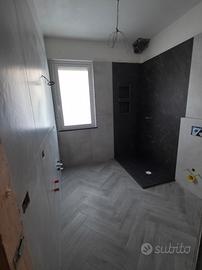 Piastrellista muratore specializzato