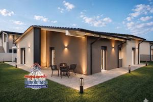 Villa di 160 m² con 5 locali e box auto a Cento