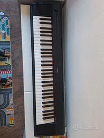 Tastiera Yamaha Piaggero np-12