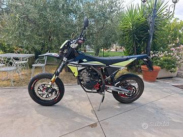Fantic Motor XMF 125 Motard Performance 4T- 2023