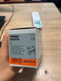 AM5787/4  matix