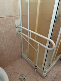 Maniglie per doccia + maniglione pieghevole