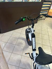 Bici a pedalata assistita