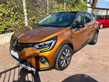 RENAULT Captur Plug-in Hybrid E-Tech 160 CV Init