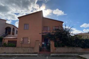 Villetta casa indipendente su due livelli