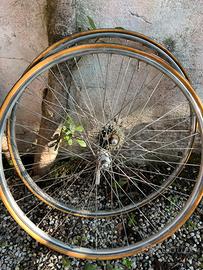 Ruote da corsa vintage