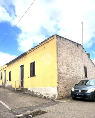 CASA INDIPENDENTE A SOLARUSSA
