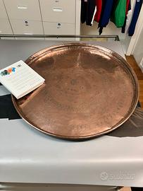 Tavolino in rame martellato a mano