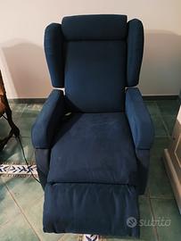 Poltrona Relax elevabile elettrica usata poco