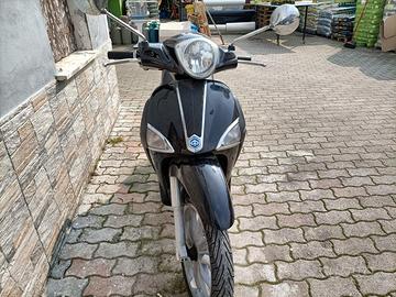 piaggio liberty 125