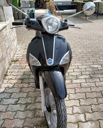 piaggio liberty 125