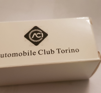 Caricabatterie per cellulare da auto