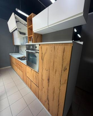 Cucina in legno-Elettro Inclusi-FUORI TUTTO!