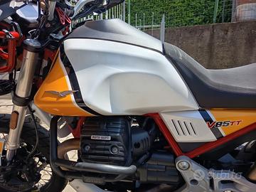 Moto Guzzi V85TT Evocative Graphics