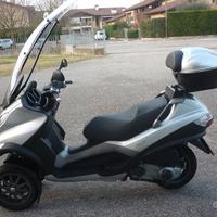 PEZZI DI RICAMBIO SCOOTER PIAGGIO MP3 250 cc