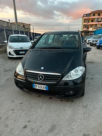 Mercedes Classe A150 Automatica-220.000km-2199€