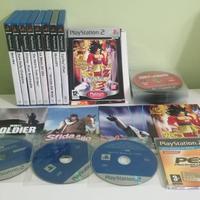Lotto di 36 videogiochi e accessori per PS2