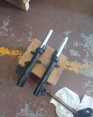 amministratori e steli forcella kymco 
