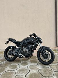 YAMAHA MT