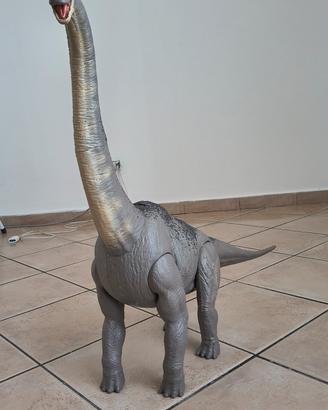 Brachiosauro gigante Jurassic world Dominion