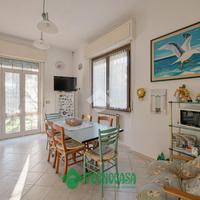 CASA SEMINDIPENDENTE A BOLANO