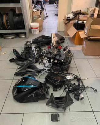 Ricambi honda cbr 650r 2022