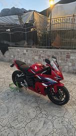 Honda cbr 650