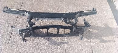 Calandra musata BMW serie tre E46 