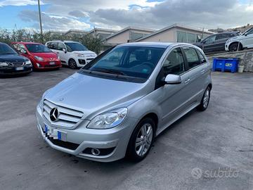 MERCEDES-BENZ B 200 RECANATI - CDI Sport