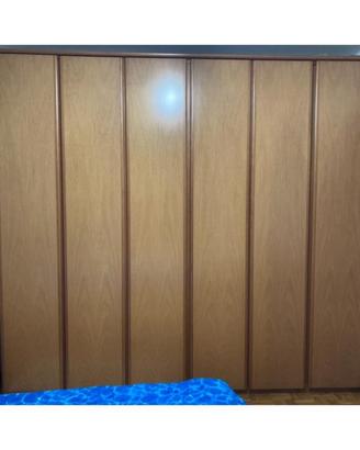 Camera da letto in legno