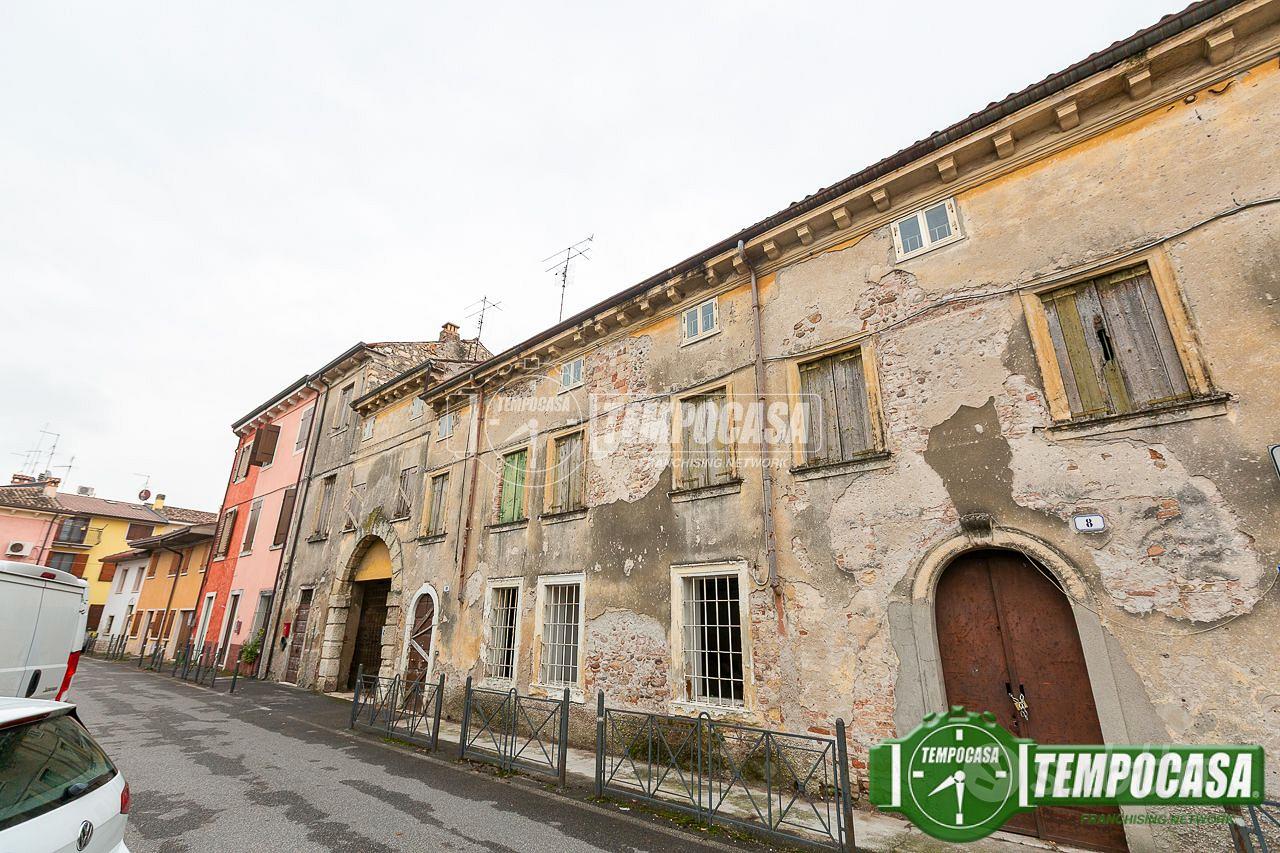 Soluzione Indipendente da Ristrutturare, San Miche