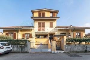 RECENTE BILOCALE MANSARDATO SENZA SPESE