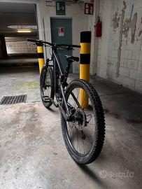 MTB Trek Full Suspension 29”-Fox/TRP-Pronta al uso