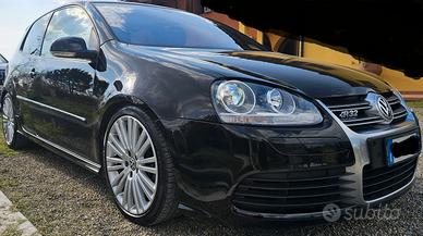 VW Golf Mk5 R32