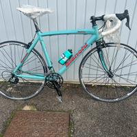 Bicicletta da strada NUOVA