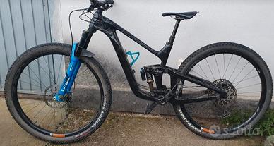 Giant MTB Carbonio 29"
