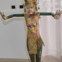 Statua ballerina balinese in legno