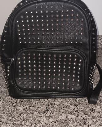 Zainetto / borsa con borchie nero