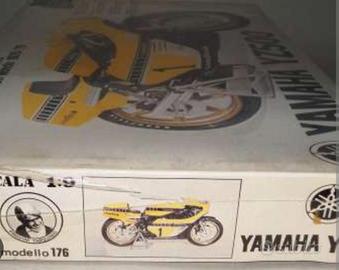 Modellino moto Kenny Roberts