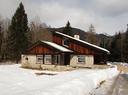 adiacenze-cortina-chalet-euro-300-000