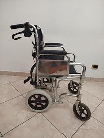 vedo sedia a rotelle usata.