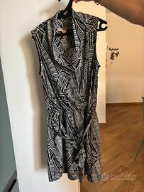 Vestito smanicato “Forever 21”