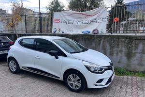 Renault Clio dCi 8V 75 CV 5 porte Moschino Life